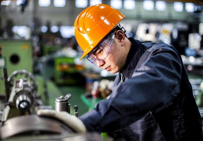 Kỹ sư vận hành máy kiểm tra linh kiện Nhật Bản Shiga lương 210000 yên trợ cấp gia đình và nhà ở hấp dẫn